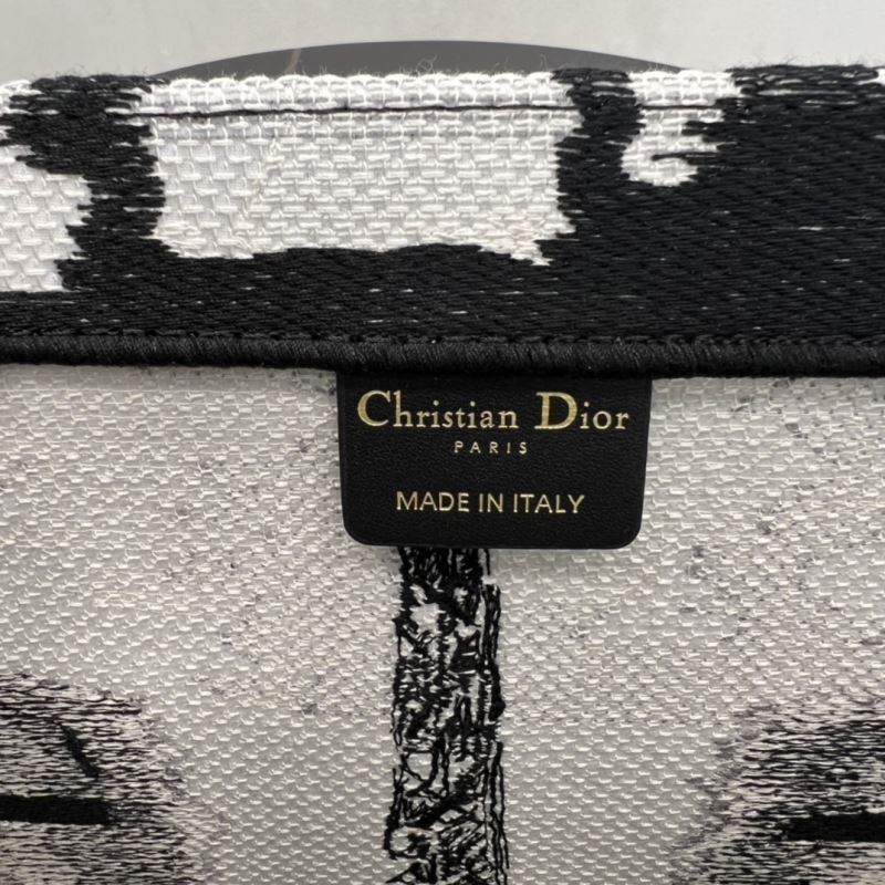 chr1st1an D10r shopping bags